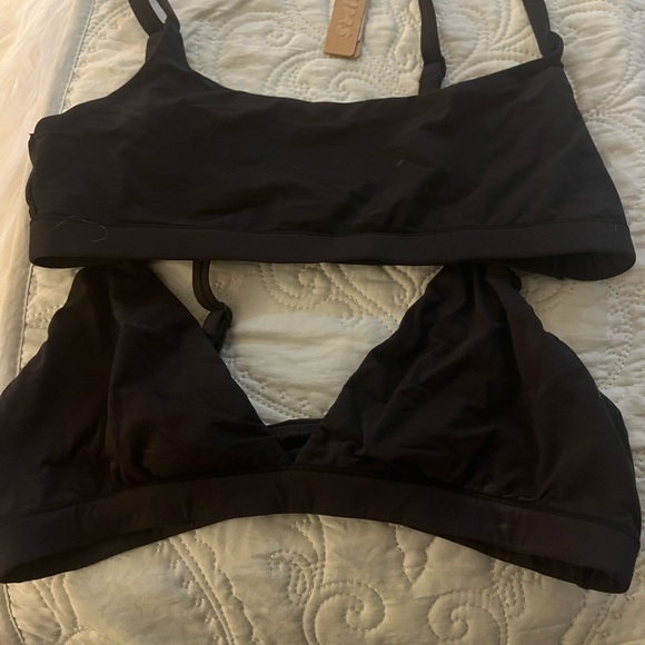 NWT SKIMS ONYX Women's Scoop  and you get free crossover (good used condition) - Picture 4 of 4